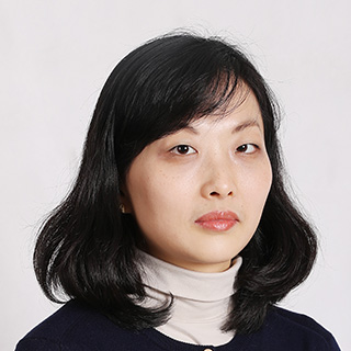 Ms. Vivian Wang